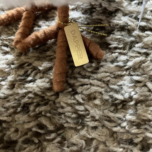 Target Wondershop Sleigh and 2023 Dapper - Picture 13 of 17